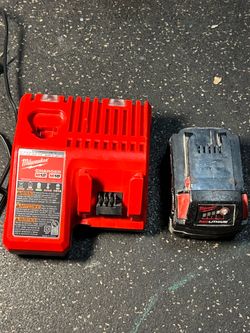 Milwaukee 12/18 v charger an 3.0 battery