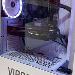 Gaming Pc and Monitor 