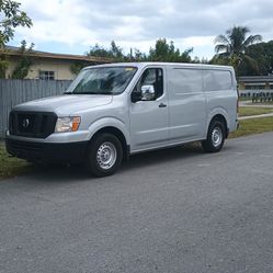 2016 Nissan NV