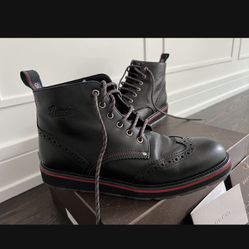  NEW AUTHENTIC MENS GUCCI BOOTS SIZE 9