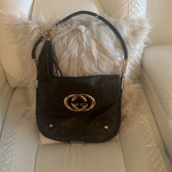 Black Leather Gucci Handbag With Tassel 