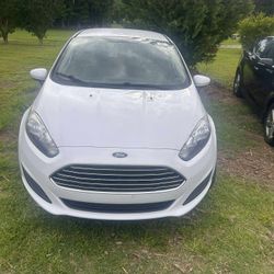 2017 Ford Fiesta