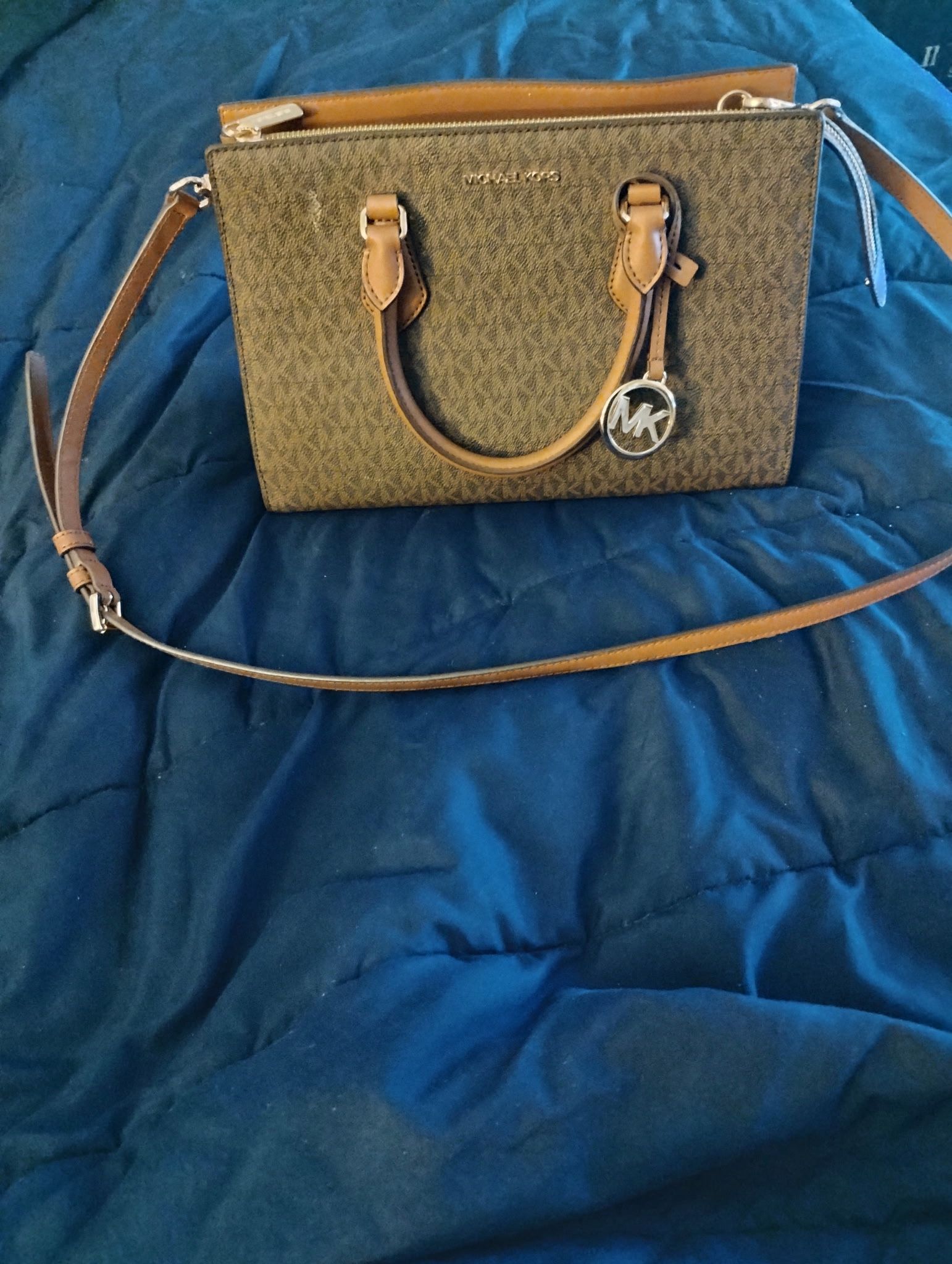 michael kors purse