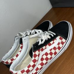 Checkers Vans Size 12
