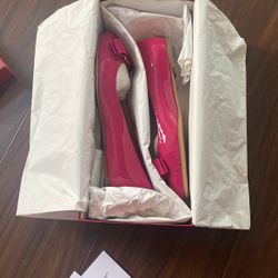 Salvatore Ferragamo size 6