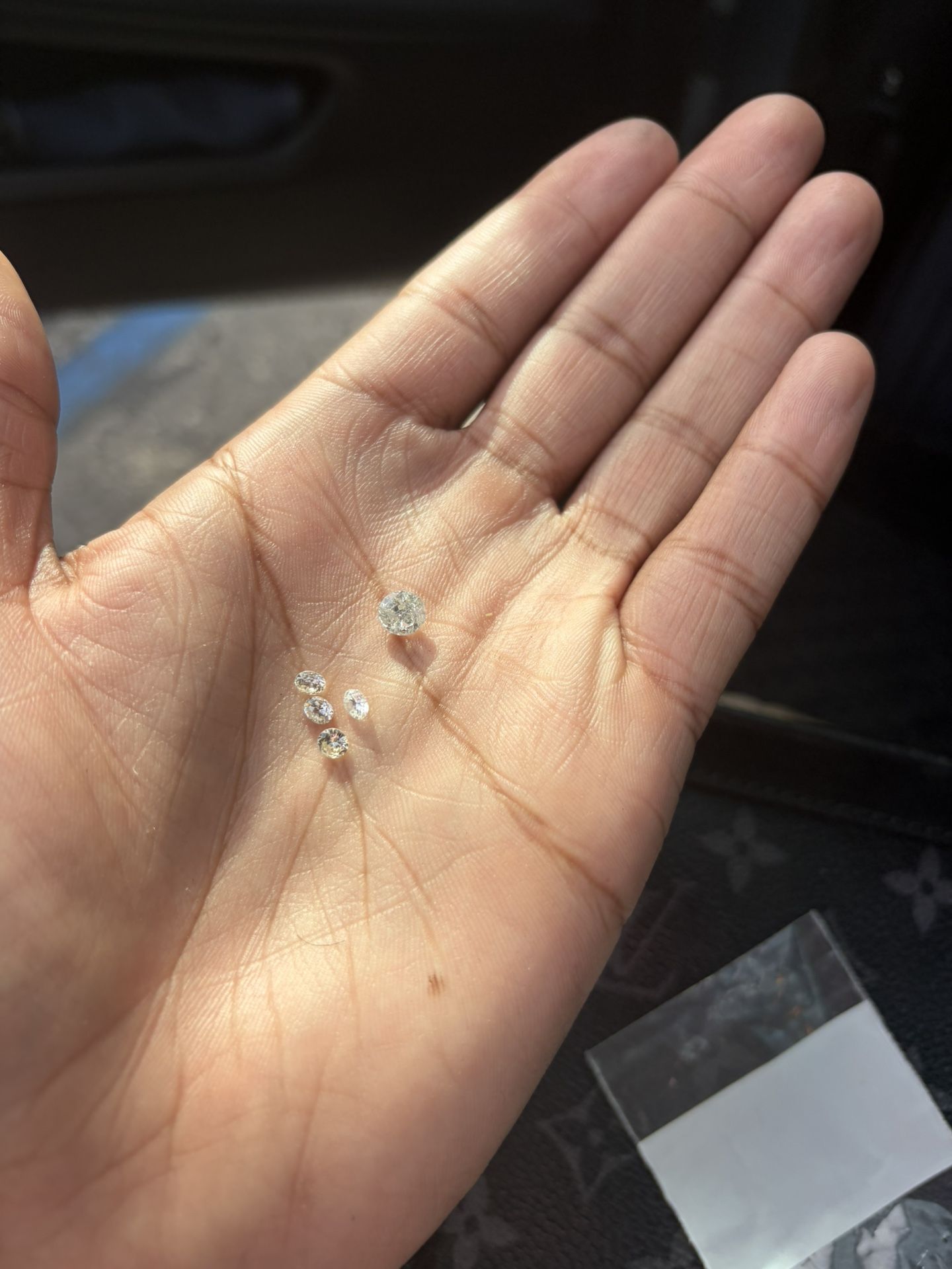 5 Natural Diamonds