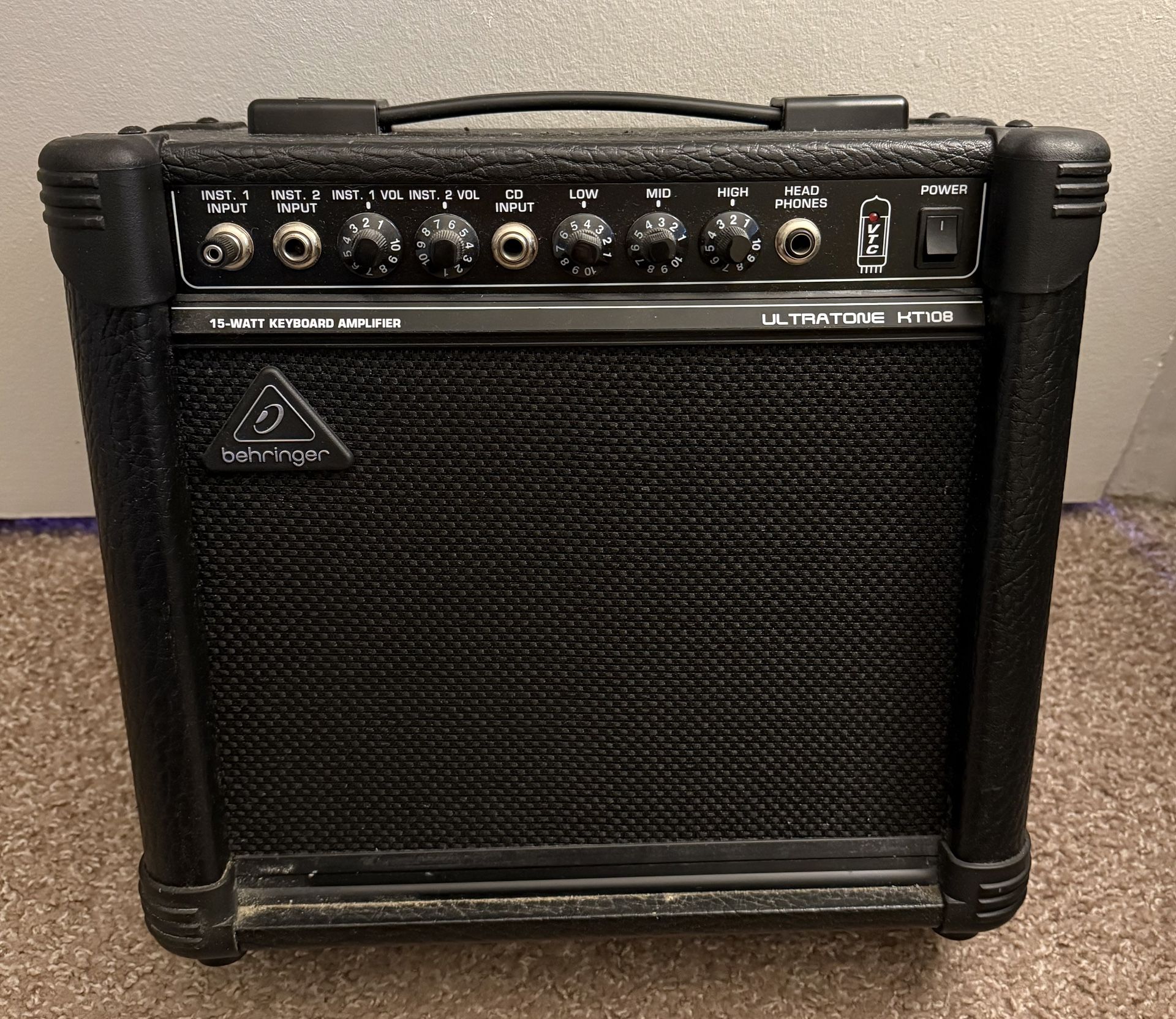 Behringer Amp-Ultratone KT108