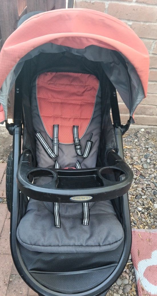 New born Car Seat/Stroller