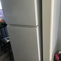 Refrigerator & Stove Combo 