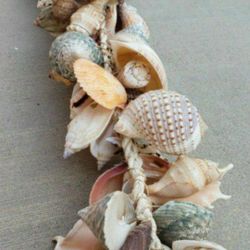 Shell Collector's Dream! HUGE 4'FT LONG Garland with 100+ Beautiful Sea Shells!