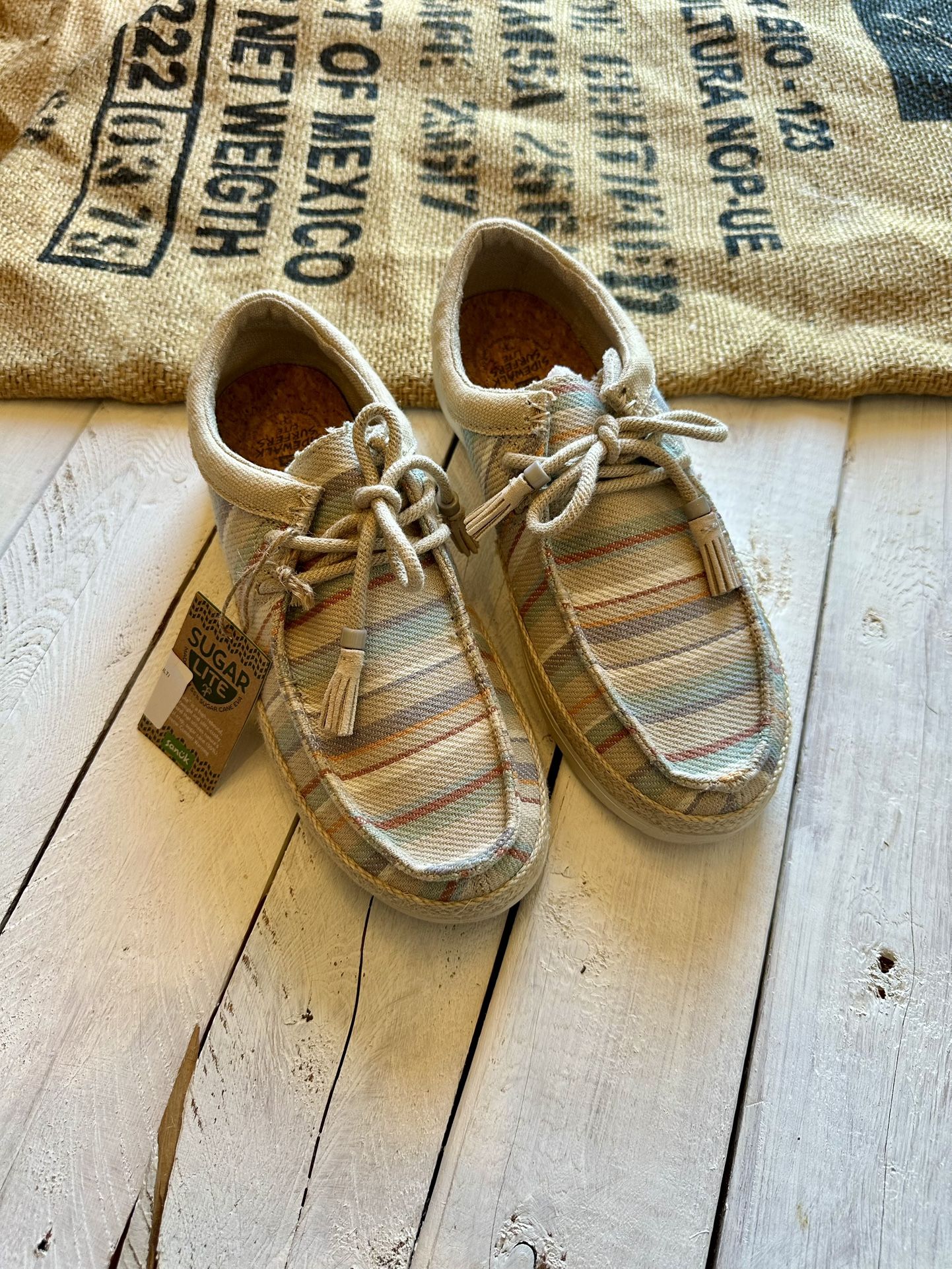 Women’s (8) Sanuk Shaka Lite SL Blanket Shoes - BRAND NEW!