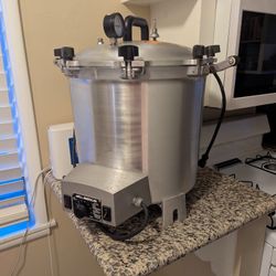 All AMERICAN 75X Autoclave Sterilizer - 27.3 Qt Container Capacity