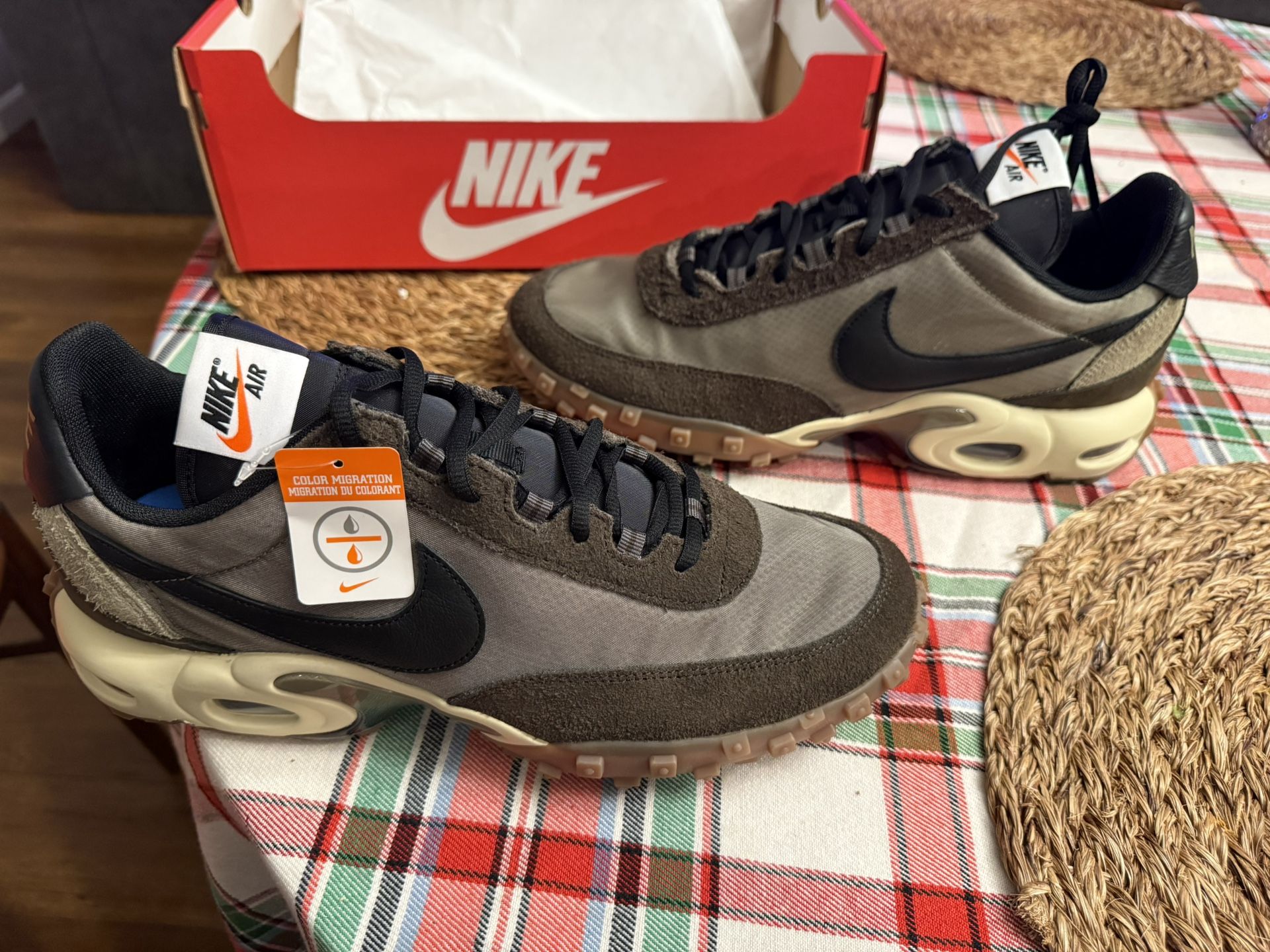 Nike Air Max Waffle SP V2. IM0340 300 Size 11.5