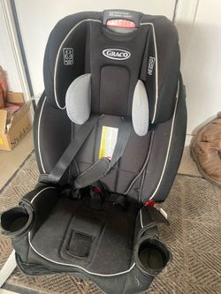 Baby /Child Carseat (Graco brand)