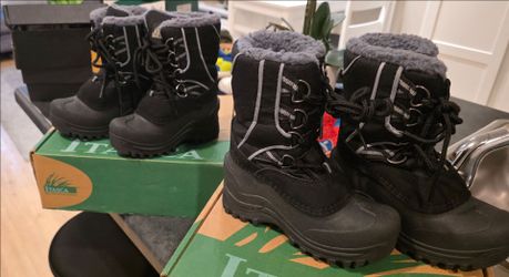 Snow boots kids