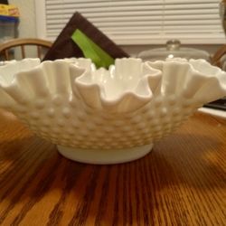 Vintage Fenton Large Milk Glass Hobnail Bowl!!