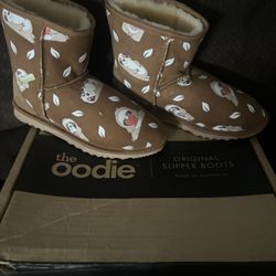 Boots With Sloths On Them