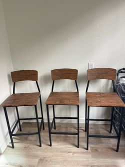 5-Piece Counter-Height Dining Set, Table + 4 Stools – $100
