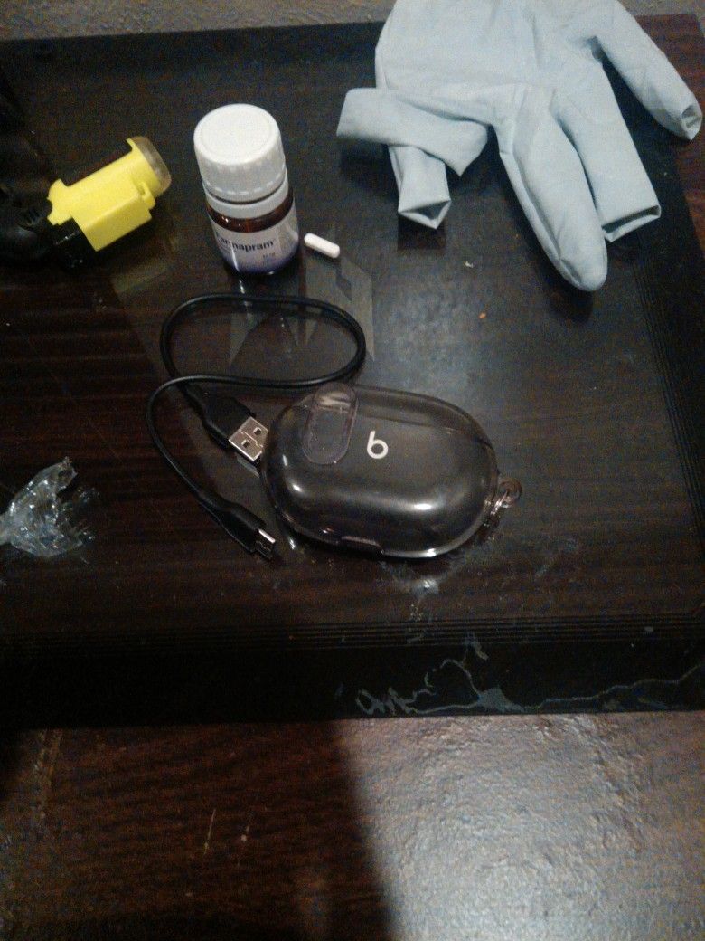 Beats Earbuds And Blue Tooth Speaker