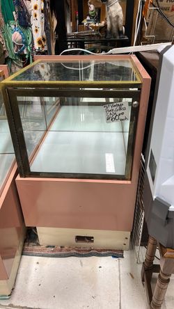 Display cabinets