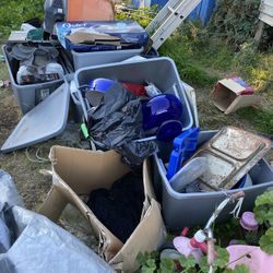 Selling All As Is $200 You Pick Up Cash Only 