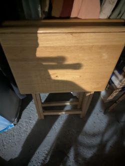 Vintage '90s Lightwood TV Trays