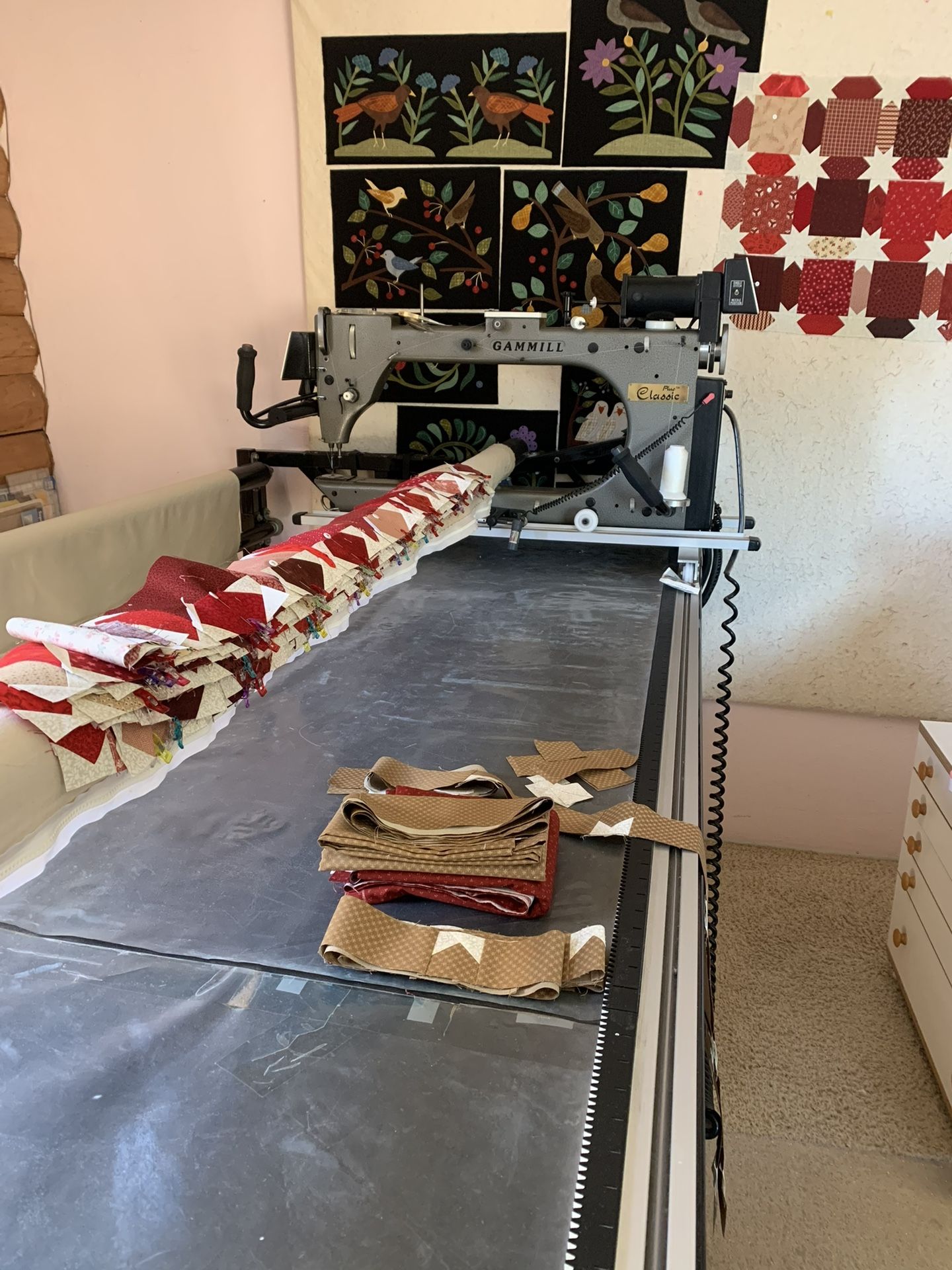 GAMMILL CLASSIC PLUS 26” Quilting Machine