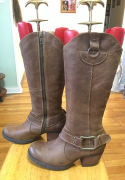 TALL SOFT LEATHER BOOTS size 8 women