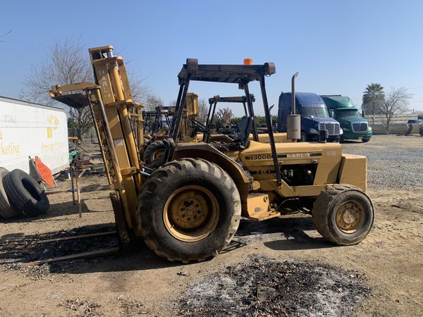 Harlo forklift for Sale in Reedley, CA - OfferUp