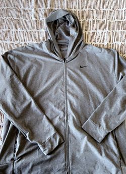 Nike Men’s Zip Up Hoodie