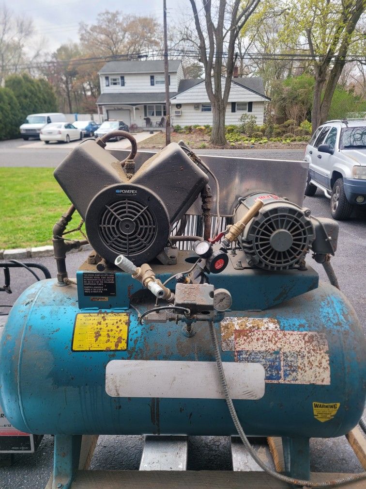Industrial Size Air Compressor