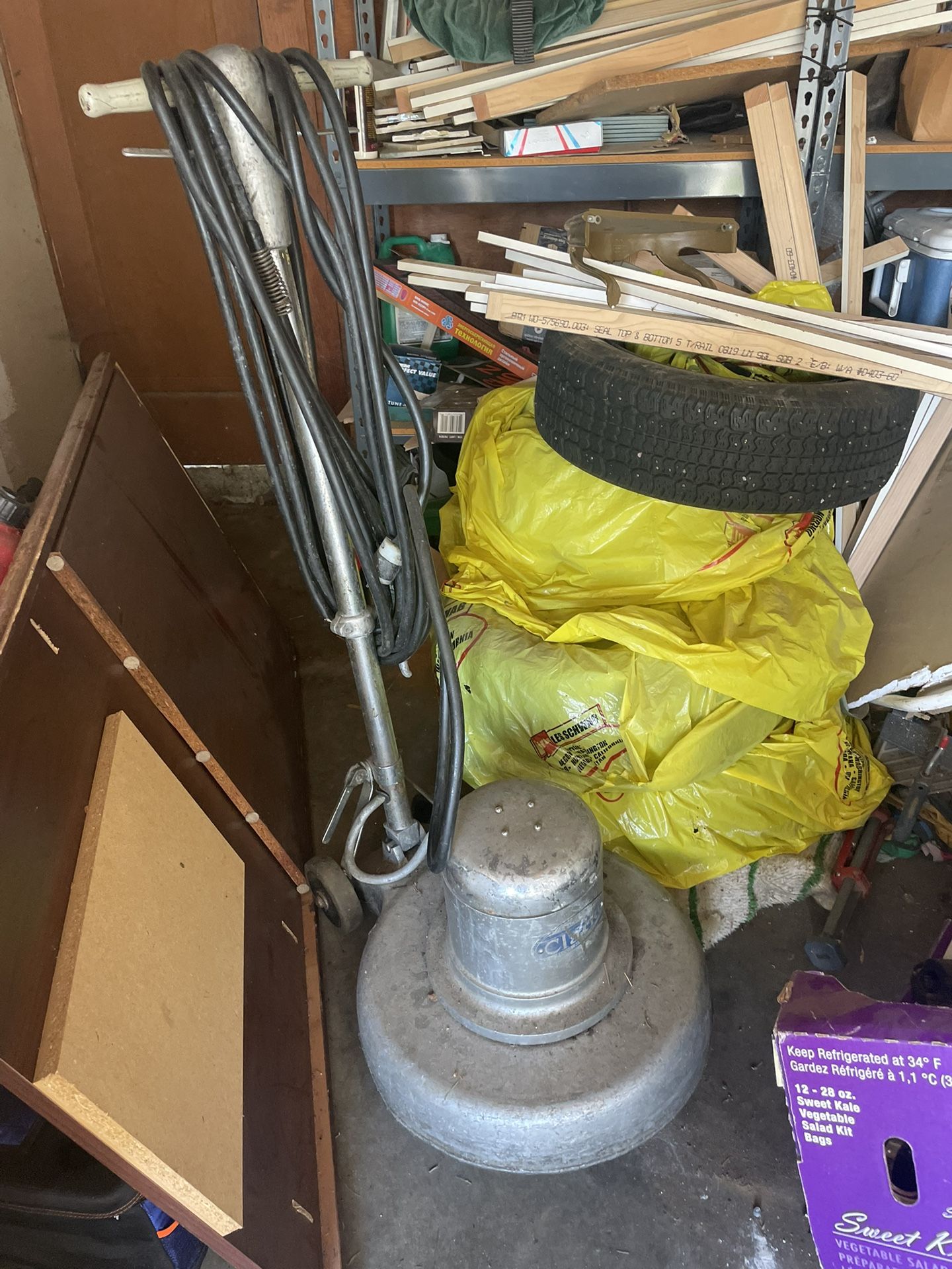 Scrubbing machine for sale