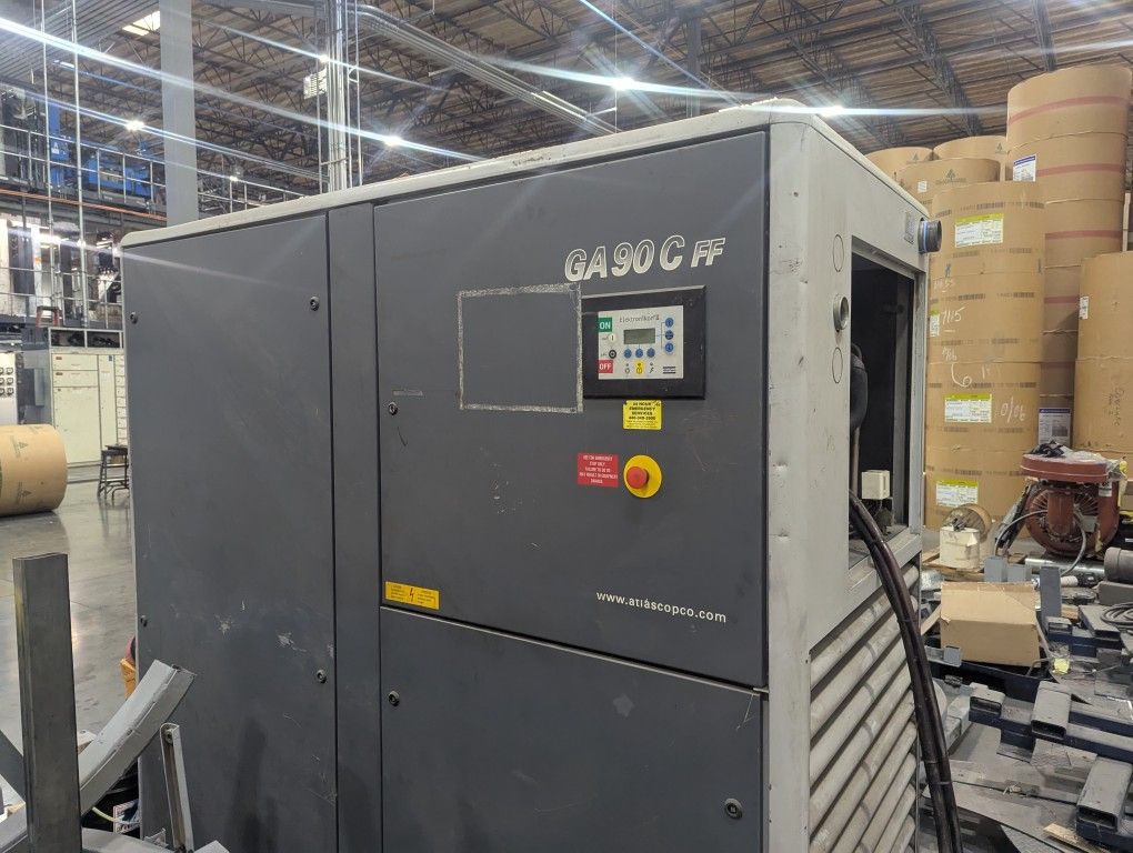 Atlas Screw Compressor W/Air Dryer Built In. 