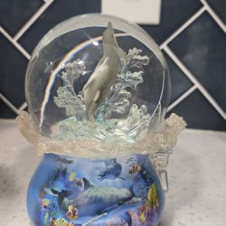 Bradford Snow Globe