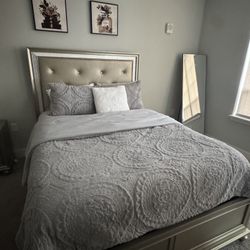 Queen bed