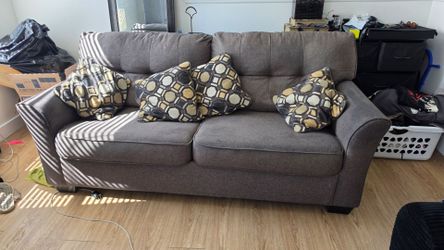 3 seater couch, coffee table and end table