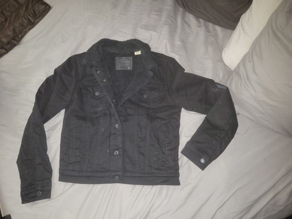 Levi Denim Jacket Size Small