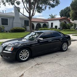 2013 Chrysler 300C 