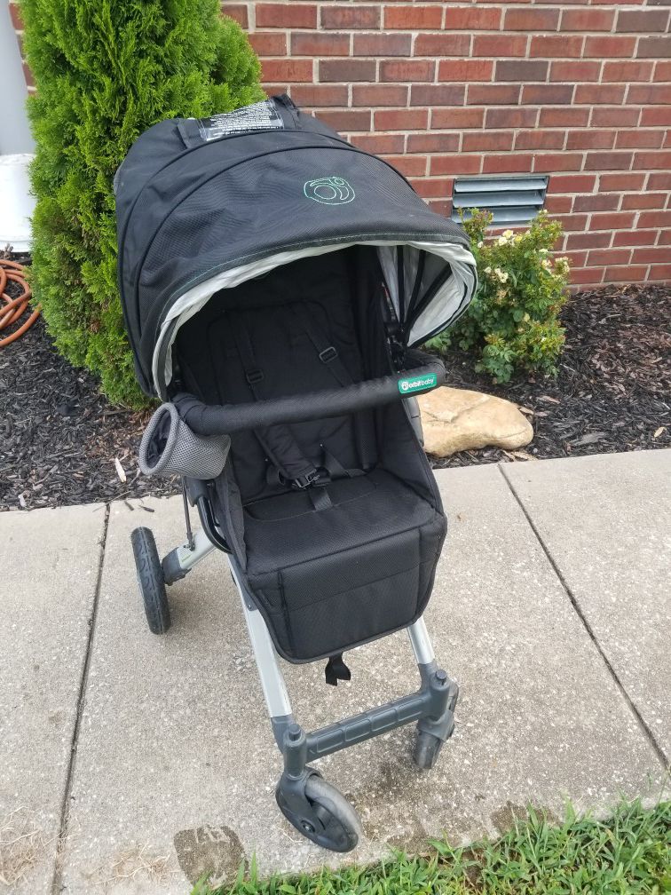 Orbits Baby Stroller with accesories in good condition.