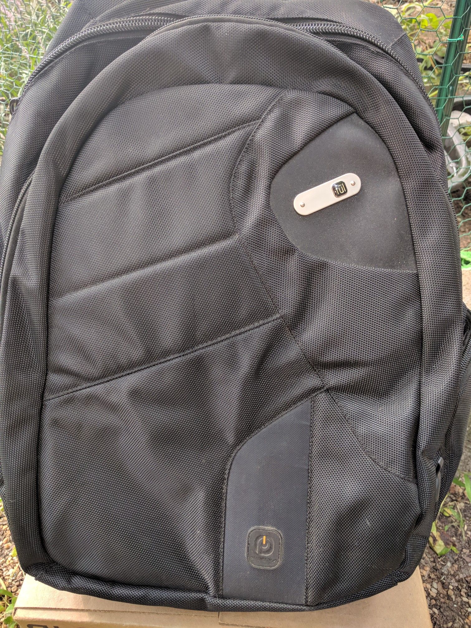 Ful Power bag backpack