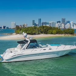 1999 Sea Ray 410 Express Cruiser