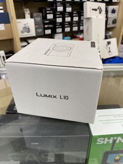 Panasonic Lumix L10
