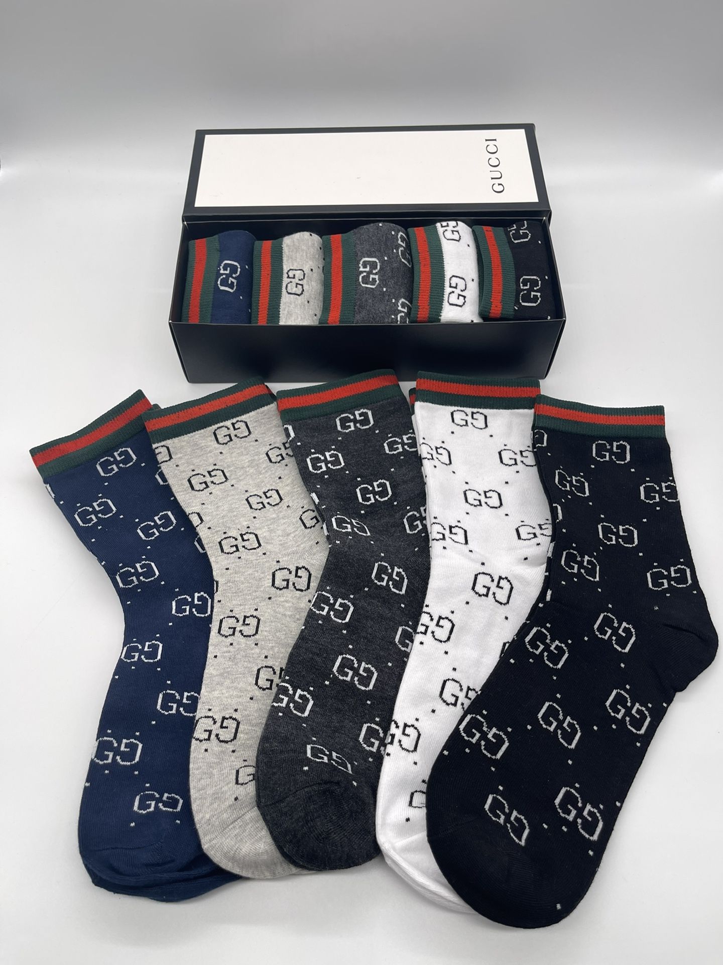 BRAND NEW IN BOX MENS UNISEX 5 PAIR GUCCI SOCKS SAME DAY SHIPPING