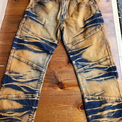 Mens Jeans size 30
Brand New