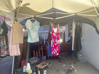 455 w.owens ave Yardsale any item $2 or less