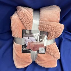 Sherpa Queen Super Soft (Dozen: $16 Each)