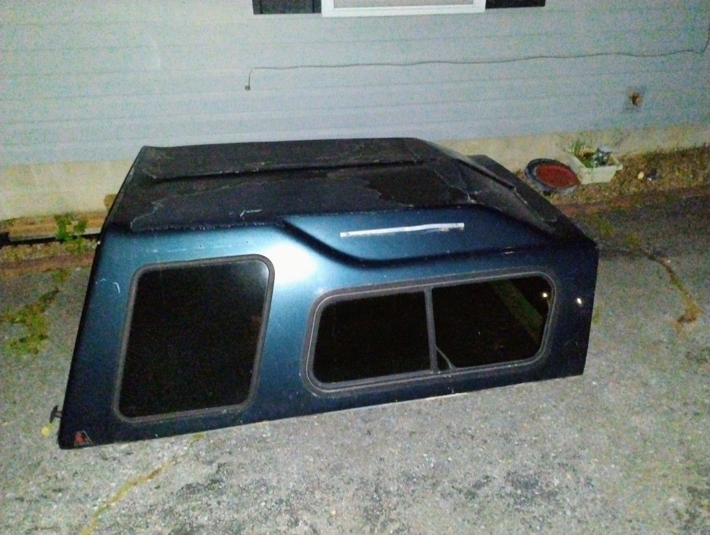 Leer Camper Top