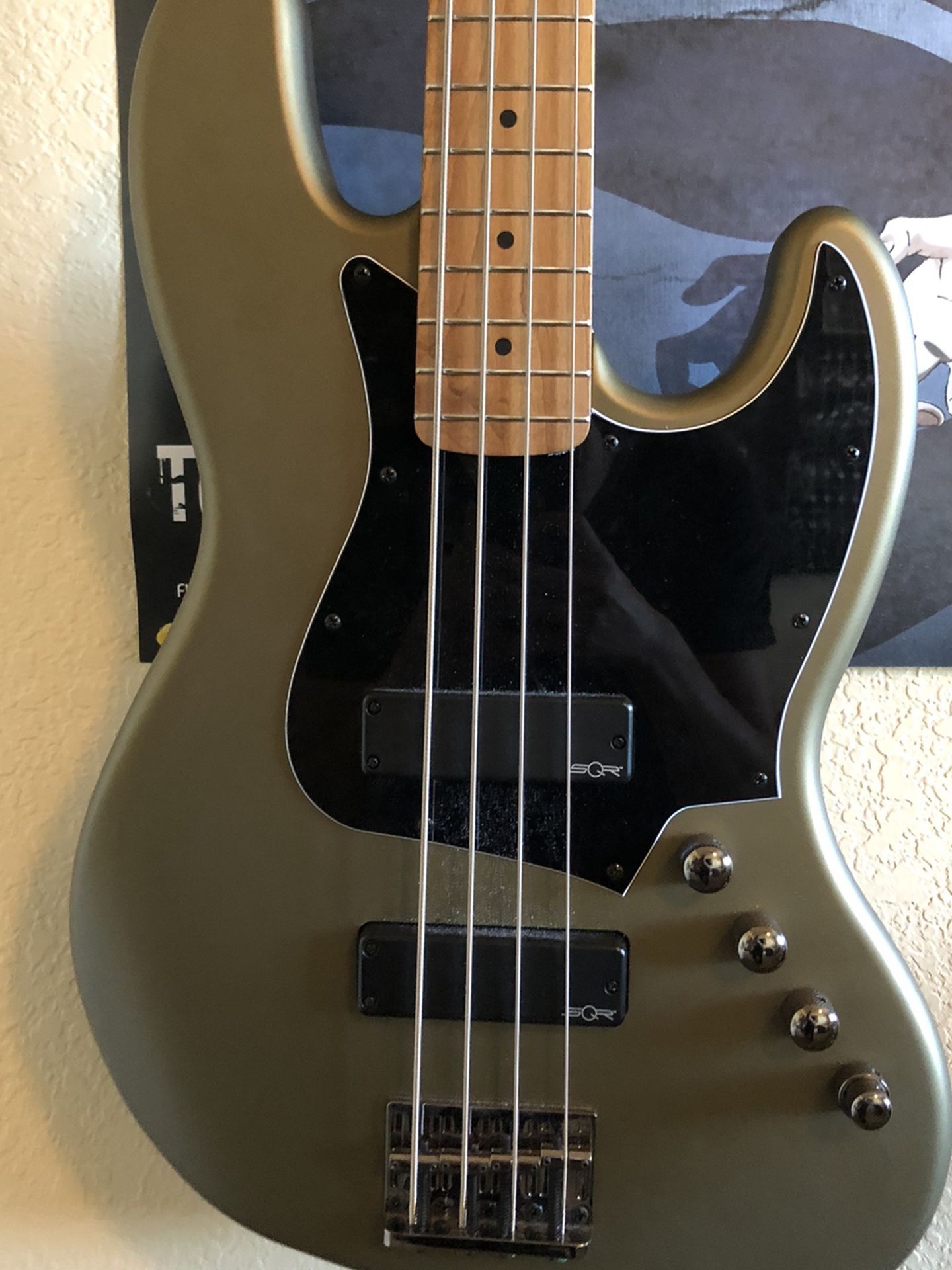 Squier By Fender Contemporary Jazz Bass