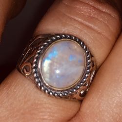 Sterling Silver And Moonstone Size 8 Ring