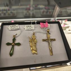 14k10k Gold Pendant Different Prices And Different Grams Layway Available 10% Down If You Interested Please Make Sure You Ask For Maribel Thank You 